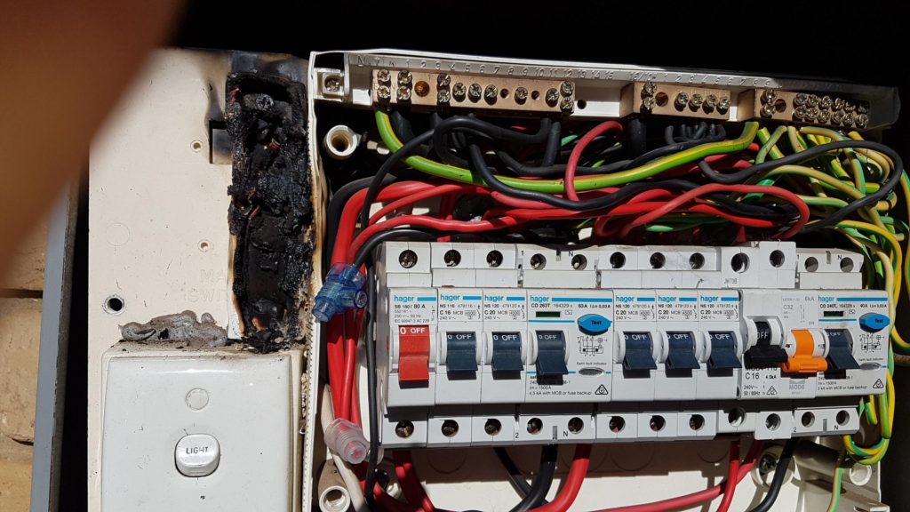 Domestic Electrician Melbourne